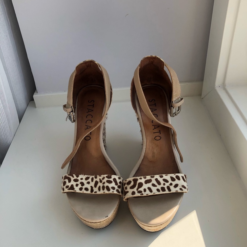 Leopard Pumps